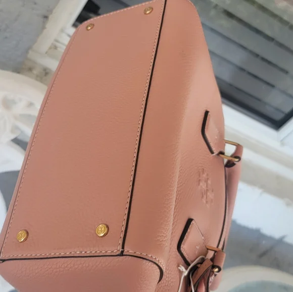 Tory Burch tote - Picture 9 of 11